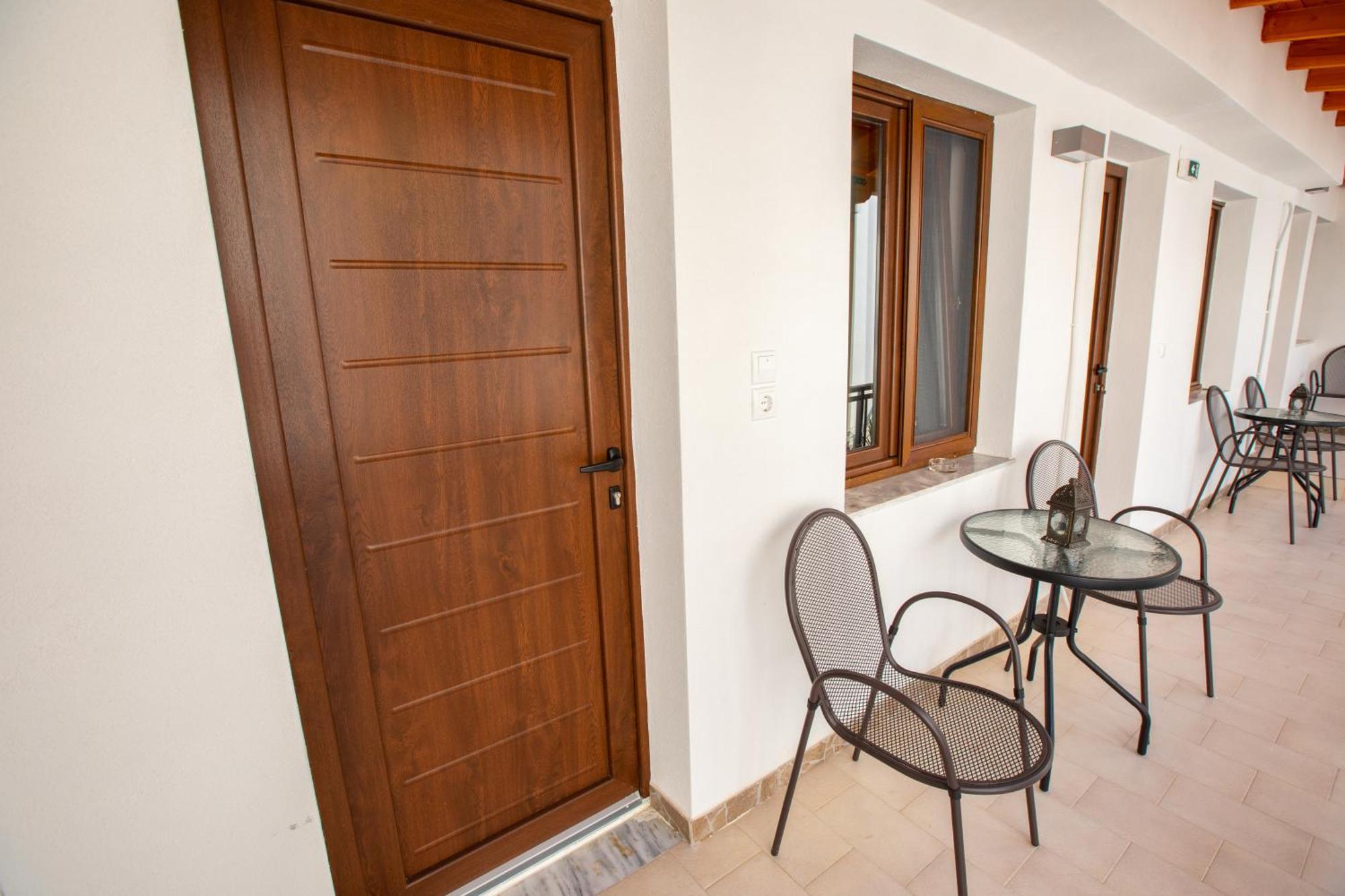 Han/Misafirhane Psarotherma Rooms Samothráki