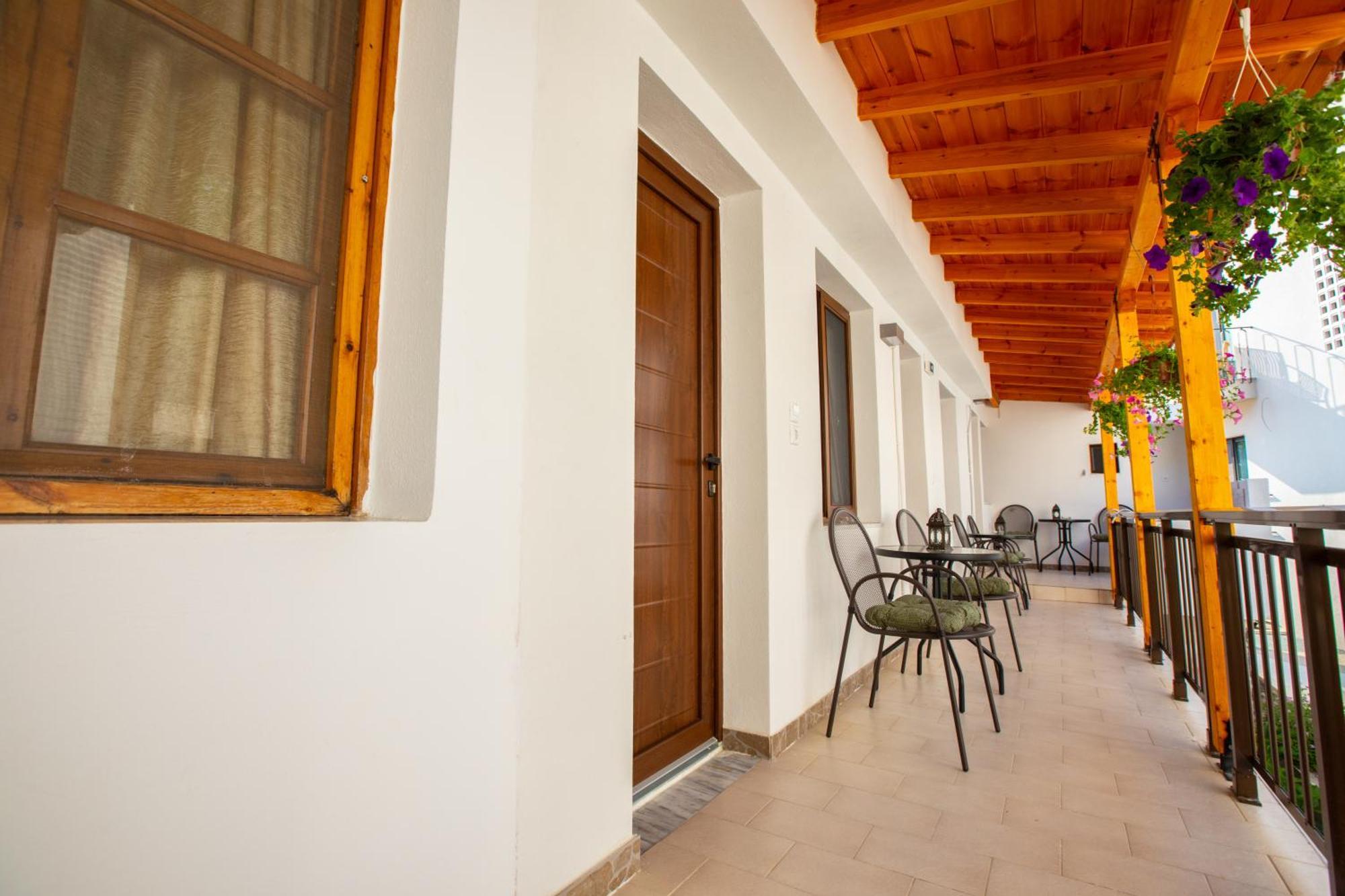 Psarotherma Rooms *
